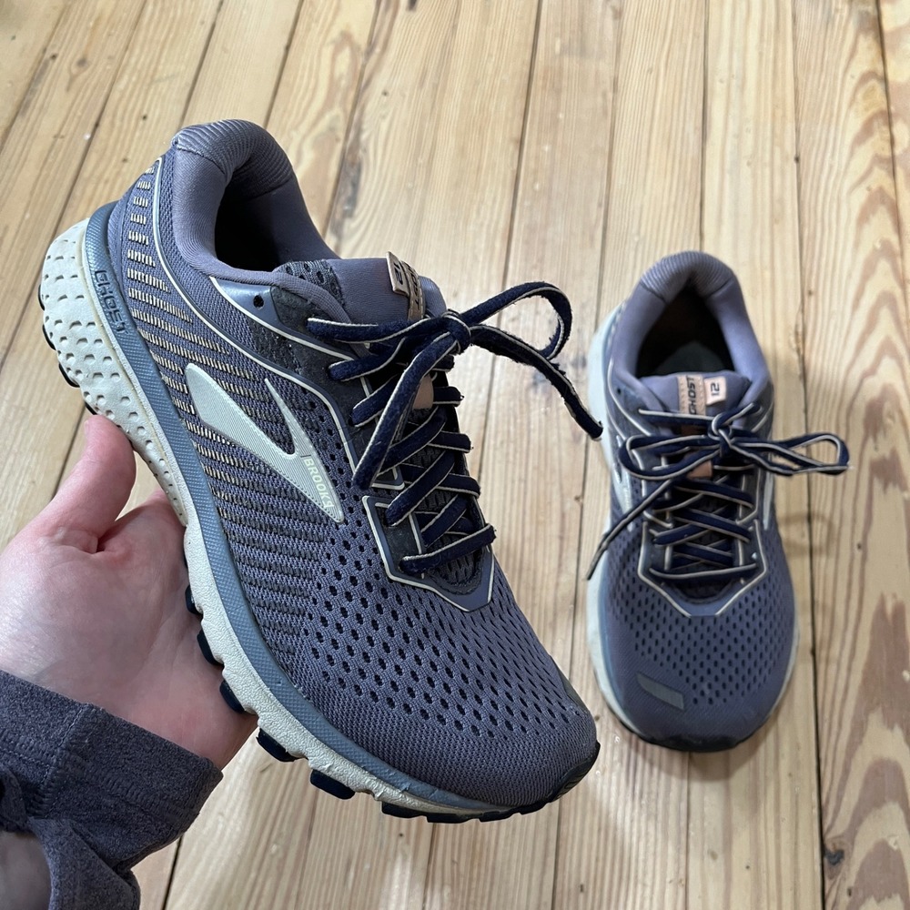 Brooks Ghost 12 Running Shoes Womens 7.5 Purple Gray Mesh DNA LOFT Sneakers